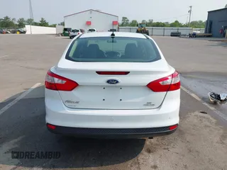 2013 Ford Focus SE с VIN 1FADP3F29DL309581, выставлен на аукционе IAAI как лот 42391300 с пробегом 280 531 миль миль и . История ставок и продаж доступна на DreamBid. Изображение 17.