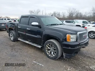 2011 GMC Sierra 1500 Denali z VIN 3GTP2XE28BG254663, wystawiony jako IAAI lot #41880995 z przebiegiem 171 759 mil mil oraz . Historia ofert i sprzedaży dostępna na DreamBid. Obrazek 1.