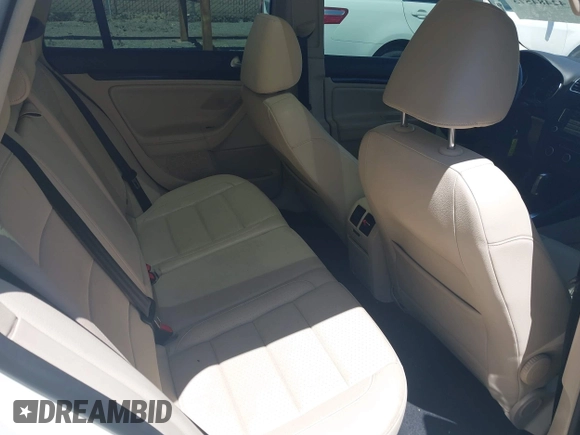2012 Volkswagen Jetta TDI w/Sunroof & Nav with VIN 3VWPL7AJ0CM682656, listed as a IAAI auction lot 42484573 with 199,359 mi miles and . Bid and sale history available at DreamBid. Image 8.