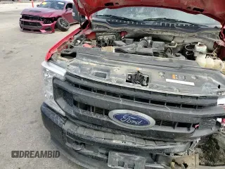 2022 Ford F-250 XL z VIN 1FTBF2B60NEE96268, wystawiony jako Copart lot #70657965 z przebiegiem 118 608 mil mil oraz Szkoda całkowita • Salvage title. Historia ofert i sprzedaży dostępna na DreamBid. Obrazek 13.