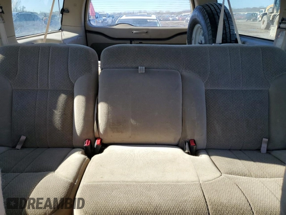 2000 Ford Excursion XLT z VIN 1FMNU41S8YED20078, wystawiony jako Copart lot #80432034 z przebiegiem 233 385 mil mil oraz Szkoda całkowita • Salvage title. Historia ofert i sprzedaży dostępna na DreamBid. Obrazek 10.