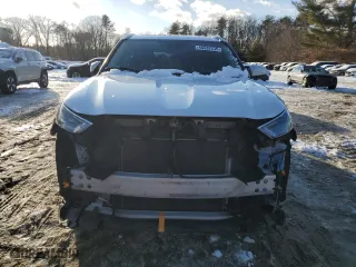 2022 Toyota Highlander XLE with VIN 5TDGZRBH1NS560710, listed as a Copart auction lot 45532235 with 57,781 mi miles and Salvage Title. Bid and sale history available at carsss.com. Image 5.