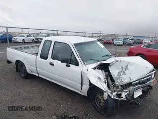 1993 Toyota Pickup DLX with VIN JT4RN93P9P5086184, listed as a IAAI auction lot 41434389 with 207,014 mi miles and . Bid and sale history available at DreamBid. Image 1.