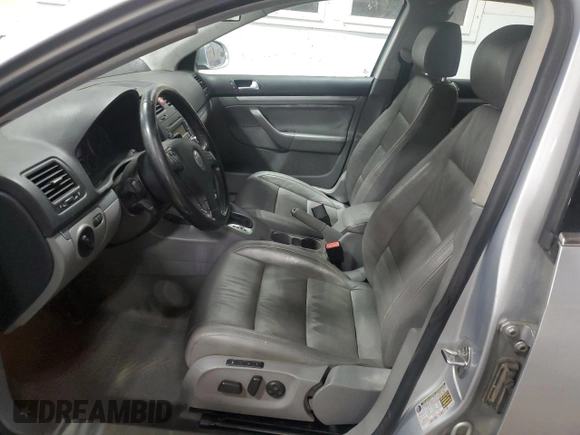 2006 Volkswagen Jetta 1.9L TDI with VIN 3VWDT71K16M682732, listed as a Copart auction lot 49012085 with 299,779 mi miles and Salvage title. Bid and sale history available at DreamBid. Image 7.