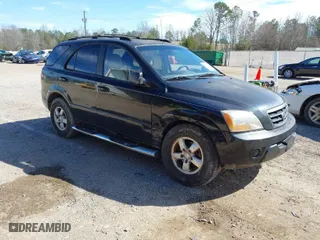 2007 Kia Sorento EX with VIN KNDJD736375668471, listed as a IAAI auction lot 41718069 with 224,129 mi miles. Bid and sale history available at carsss.com. Image 1.