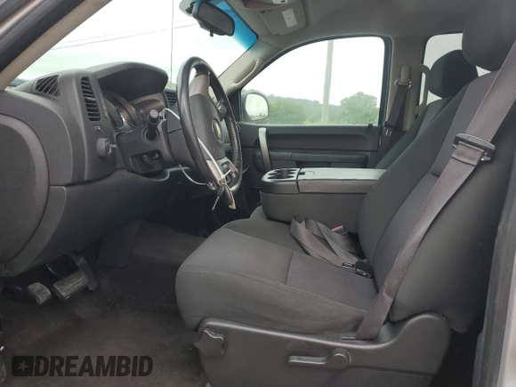 2013 Chevrolet Silverado 1500 LT with VIN 3GCPKSE73DG109371, listed as a Copart auction lot 55916565 with 240,107 mi miles and Non Repairable. Bid and sale history available at DreamBid. Image 7.