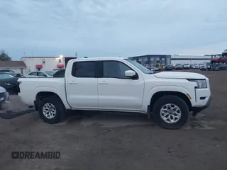 2024 Nissan Frontier Pro-4X with VIN 1N6ED1EK6RN606118, listed as a IAAI auction lot 41870471 with 19,685 mi miles and . Bid and sale history available at DreamBid. Image 14.