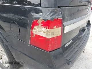 2015 Ford Expedition Limited с VIN 1FMJU1KT4FEF08498, выставлен на аукционе IAAI как лот 41382544 с пробегом 197 168 миль миль и . История ставок и продаж доступна на DreamBid. Изображение 6.