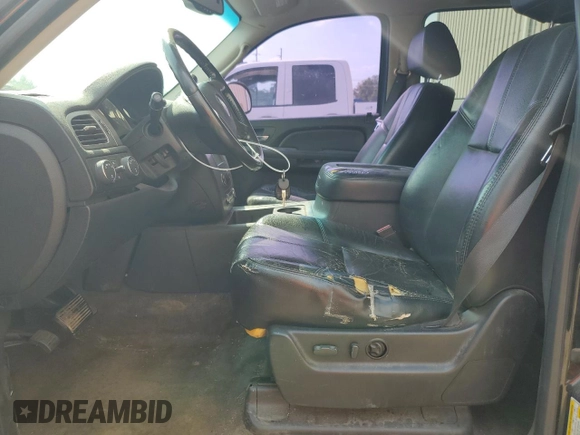 2007 Chevrolet Suburban LTZ with VIN 3GNFK16367G283223, listed as a Copart auction lot 69046414 with 268,369 mi miles and Non Repairable. Bid and sale history available at carsss.com. Image 7.