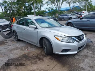 2018 Nissan Altima SR with VIN 1N4AL3AP0JC188288, listed as a IAAI auction lot 41996765 with 86,256 mi miles and . Bid and sale history available at carsss.com. Image 1.