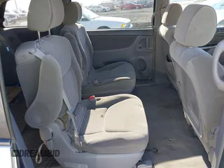 2006 Toyota Sienna LE with VIN 5TDBA23C06S064777, listed as a IAAI auction lot 41696905 with 250,761 mi miles. Bid and sale history available at carsss.com. Image 8.