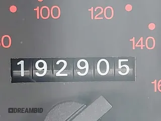 1995 Ford Contour z VIN 3FALP6633SM116313, wystawiony jako IAAI lot #42058920 z przebiegiem 192 905 mil mil oraz . Historia ofert i sprzedaży dostępna na DreamBid. Obrazek 12.