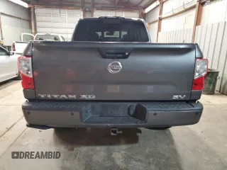 2016 Nissan Titan Platinum Reserve z VIN 1N6BA1F27GN517455, wystawiony jako Copart lot #51257125 z przebiegiem 156 675 mil mil oraz Czysty tytuł • Clean title. Historia ofert i sprzedaży dostępna na DreamBid. Obrazek 6.