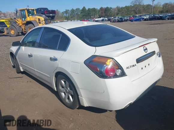 2010 Nissan Altima 3.5 SR with VIN 1N4BL2AP7AN462833, listed as a IAAI auction lot 42125463 with 142,180 mi miles. Bid and sale history available at carsss.com. Image 3.