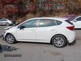 2022 Subaru Impreza z VIN 4S3GTAB66N3710829, wystawiony jako IAAI lot #40670278 z przebiegiem 35 718 mil mil oraz . Historia ofert i sprzedaży dostępna na DreamBid. Obrazek 15.