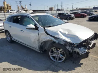 2015 Volvo V60 T5 Drive-E Platinum with VIN YV140MED7F1186220, listed as a Copart auction lot 66908664 with 109,782 mi miles and Salvage Title. Bid and sale history available at carsss.com. Image 4.