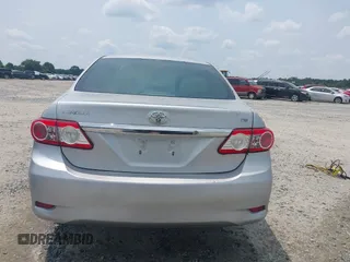 2013 Toyota Corolla L с VIN 5YFBU4EE8DP164181, выставлен на аукционе IAAI как лот 42382562 с пробегом 220 739 миль миль и . История ставок и продаж доступна на DreamBid. Изображение 16.