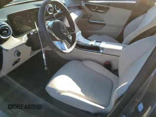 2022 Mercedes-Benz C 300 z VIN W1KAF4HBXNR010656, wystawiony jako Copart lot #70868282 z przebiegiem 641 mil mil oraz . Historia ofert i sprzedaży dostępna na DreamBid. Obrazek 7.