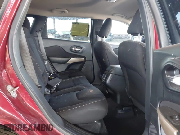 2017 Jeep Cherokee Latitude with VIN 1C4PJMCB4HW570754, listed as a IAAI auction lot 42159375 with 154,887 mi miles. Bid and sale history available at carsss.com. Image 8.