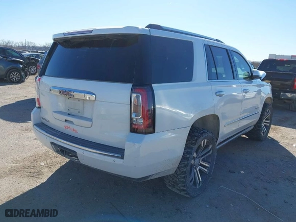 2017 GMC Yukon Denali with VIN 1GKS2CKJ3HR265680, listed as a IAAI auction lot 41411973 with 200,749 mi miles. Bid and sale history available at carsss.com. Image 4.