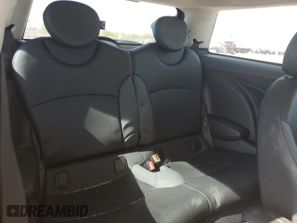 2009 MINI Hardtop with VIN WMWMF33579TW76737, listed as a Copart auction lot 55224655 with 116,106 mi miles and Salvage Title. Bid and sale history available at DreamBid. Image 10.