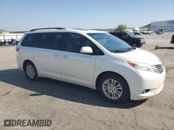 2017 Toyota Sienna XLE Auto Access Seat with VIN 5TDYZ3DCXHS826362, listed as a Copart auction lot 51980615 with 242,830 mi miles and Salvage Title. Bid and sale history available at carsss.com. Image 4.