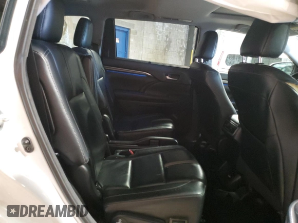 2018 Toyota Highlander SE with VIN 5TDJZRFHXJS542815, listed as a Copart auction lot 57304995 with 124,052 mi miles and Salvage title. Bid and sale history available at DreamBid. Image 11.