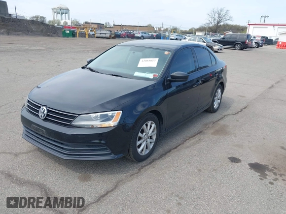 2015 Volkswagen Jetta Sedan 1.8T SE with VIN 3VWD17AJ0FM218263, listed as a IAAI auction lot 42083017 with 194,850 mi miles. Bid and sale history available at carsss.com. Image 2.
