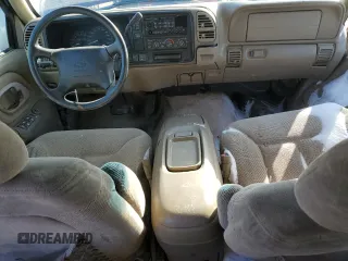 1997 Chevrolet Suburban with VIN 3GNFK16R3VG112298, listed as a Copart auction lot 45737385 with 266,938 mi miles and Salvage Title. Bid and sale history available at carsss.com. Image 8.