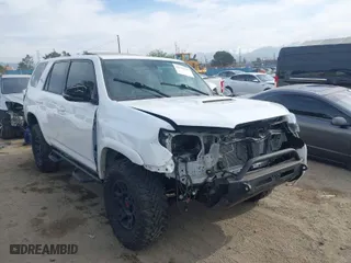 2019 Toyota 4Runner SR5 with VIN JTEBU5JR4K5659014, listed as a IAAI auction lot 41915237 with 90,376 mi miles. Bid and sale history available at carsss.com. Image 1.