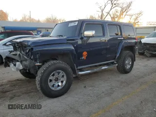 2008 Hummer H3 SUV with VIN 5GTEN13E688172138, listed as a Copart auction lot 82317664 with 124,834 mi miles and Salvage Title. Bid and sale history available at DreamBid. Image 1.