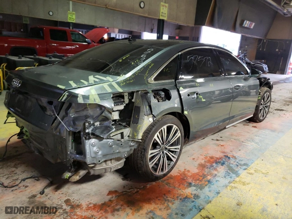 2021 Audi A8 with VIN WAU8EAF80MN013585, listed as a Copart auction lot 76155433 with 40275 miles. Bid and sale history available at carsss.com. Image 3.
