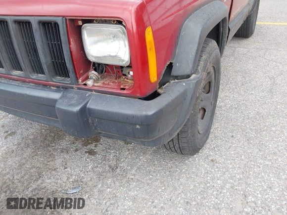 1998 Jeep Cherokee Sport with VIN 1J4FJ68S7WL192924, listed as a IAAI auction lot 42694863 with 204,565 mi miles and . Bid and sale history available at DreamBid. Image 6.