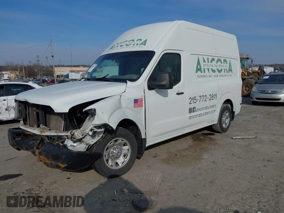 2017 Nissan NV Cargo SV z VIN 1N6BF0LY7HN811735, wystawiony jako IAAI lot #41225750 z przebiegiem 136 963 mil mil oraz . Historia ofert i sprzedaży dostępna na DreamBid. Obrazek 16.