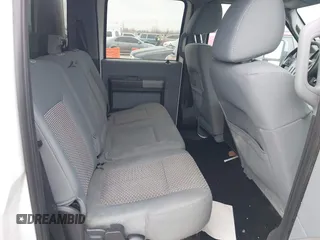 2011 Ford F-250 XL z VIN 1FT7W2A61BEC35315, wystawiony jako IAAI lot #41578348 z przebiegiem 139 033 mil mil oraz . Historia ofert i sprzedaży dostępna na DreamBid. Obrazek 8.