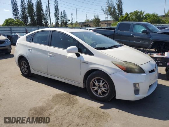 2010 Toyota Prius II z VIN JTDKN3DU5A5203320, wystawiony jako Copart lot #56886375 z przebiegiem 114 995 mil mil oraz Czysty tytuł • Clean title. Historia ofert i sprzedaży dostępna na DreamBid. Obrazek 4.