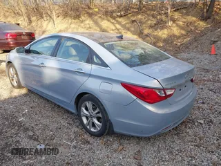 2013 Hyundai Sonata Limited with VIN 5NPEC4ACXDH516663, listed as a IAAI auction lot 41768649 with 57,983 mi miles and . Bid and sale history available at carsss.com. Image 3.