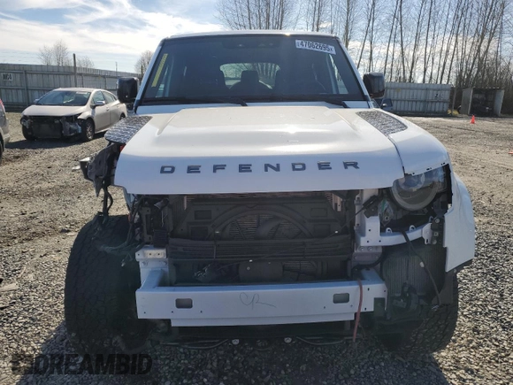 2024 Land Rover Defender X-Dynamic SE with VIN SALE2EEU7R2304560, listed as a Copart auction lot 47062695 with 5,495 mi miles and Salvage title. Bid and sale history available at DreamBid. Image 5.