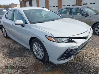 2024 Toyota Camry LE with VIN 4T1C11AK0RU213547, listed as a IAAI auction lot 41606895 with 8,723 mi miles. Bid and sale history available at carsss.com. Image 1.