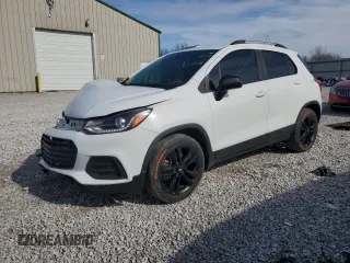 2020 Chevrolet Trax LT with VIN KL7CJLSB9LB319185, listed as a Copart auction lot 46685015 with 63,289 mi miles and Salvage Title. Bid and sale history available at carsss.com. Image 1.