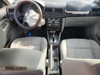 2003 Volkswagen Jetta GL с VIN 3VWRK69M73M083032, выставлен на аукционе Copart как лот 53878555 с пробегом 239 087 миль миль и Списание • Salvage title. История ставок и продаж доступна на DreamBid. Изображение 8.