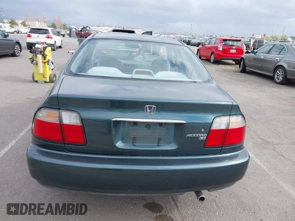 1996 Honda Accord LX with VIN 1HGCD5630TA197512, listed as a IAAI auction lot 41906009 with 79,805 mi miles and . Bid and sale history available at carsss.com. Image 16.
