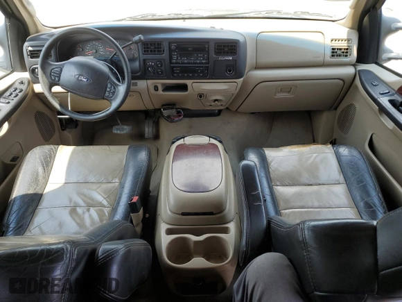 2005 Ford Excursion Eddie Bauer z VIN 1FMSU45P25EA74441, wystawiony jako Copart lot #64577505 z przebiegiem 253 179 mil mil oraz Czysty tytuł • Clean title. Historia ofert i sprzedaży dostępna na DreamBid. Obrazek 8.
