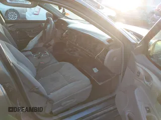 2004 Chevrolet Impala with VIN 2G1WF52EX49276284, listed as a IAAI auction lot 41101139 with 331,048 mi miles and . Bid and sale history available at carsss.com. Image 5.
