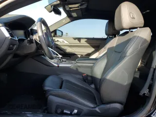 2023 BMW 4 Series 430i z VIN WBA53AP00PCL93738, wystawiony jako Copart lot #48011775 z przebiegiem 27 617 mil mil oraz Szkoda całkowita • Salvage title. Historia ofert i sprzedaży dostępna na DreamBid. Obrazek 7.
