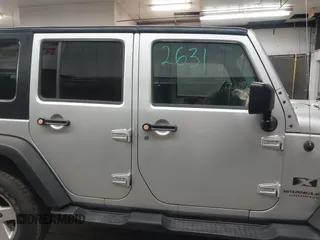 2008 Jeep Wrangler Unlimited X with VIN 1J8GA391X8L606188, listed as a IAAI auction lot 42053480 with 136,844 mi miles and . Bid and sale history available at DreamBid. Image 13.