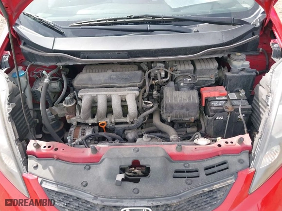 2013 Honda Fit with VIN JHMGE8H3XDC075496, listed as a IAAI auction lot 41863766 with 94,787 mi miles. Bid and sale history available at carsss.com. Image 10.