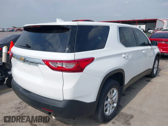 2020 Chevrolet Traverse LS z VIN 1GNERFKW4LJ314465, wystawiony jako IAAI lot #42030246 z przebiegiem 51 800 mil mil oraz . Historia ofert i sprzedaży dostępna na DreamBid. Obrazek 4.