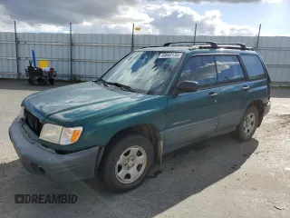 2001 Subaru Forester L with VIN JF1SF63521H718644, listed as a Copart auction lot 45642135 with 190,551 mi miles and Salvage Title. Bid and sale history available at carsss.com. Image 1.
