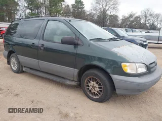1999 Toyota Sienna LE with VIN 4T3ZF13C1XU098026, listed as a IAAI auction lot 41514367 with 314,638 mi miles. Bid and sale history available at carsss.com. Image 1.